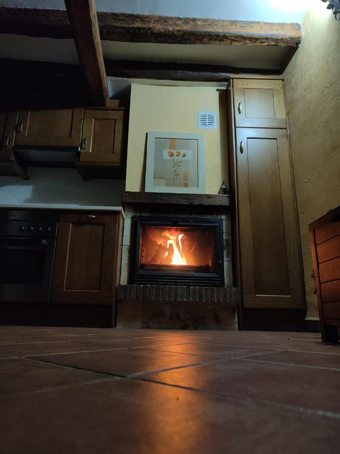 Casa Vieja Tabanera A 8 Min De Segoia Tabanera del Monte Exterior foto