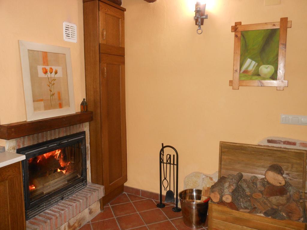 Casa Vieja Tabanera A 8 Min De Segoia Tabanera del Monte Exterior foto